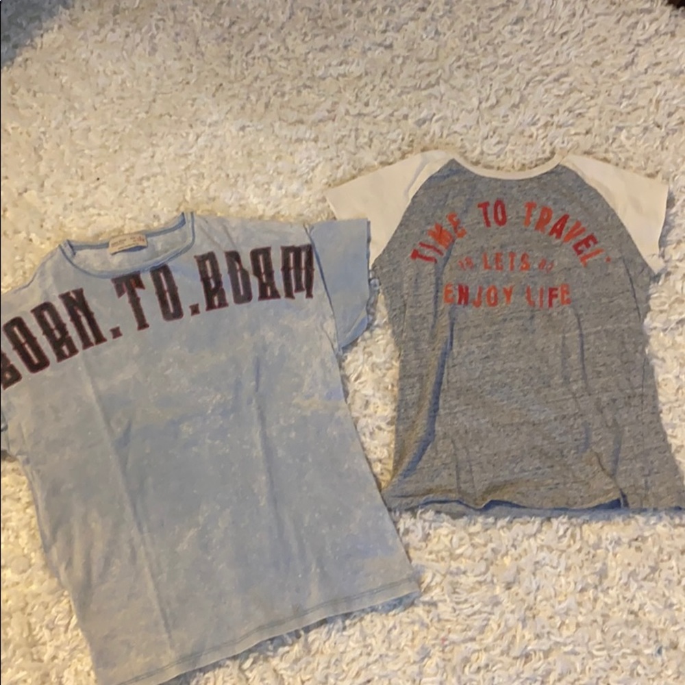 Lot of 2 Boys t shirts sz 9/10 yo